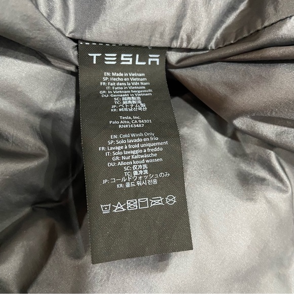 Tesla-Quilted Puffer Jacket, Missing TESLA size tag, EUC - Picture 5 of 12